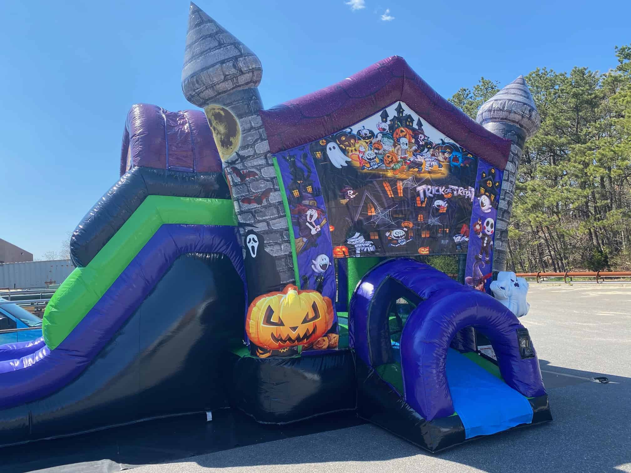 Spooky Slide and bounce house Combo bounce house side