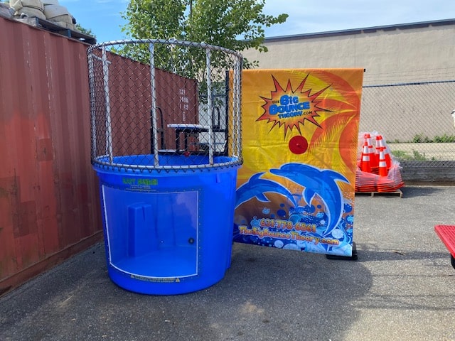 Dunk-Tank-Rental-Long-Island-Hamptons