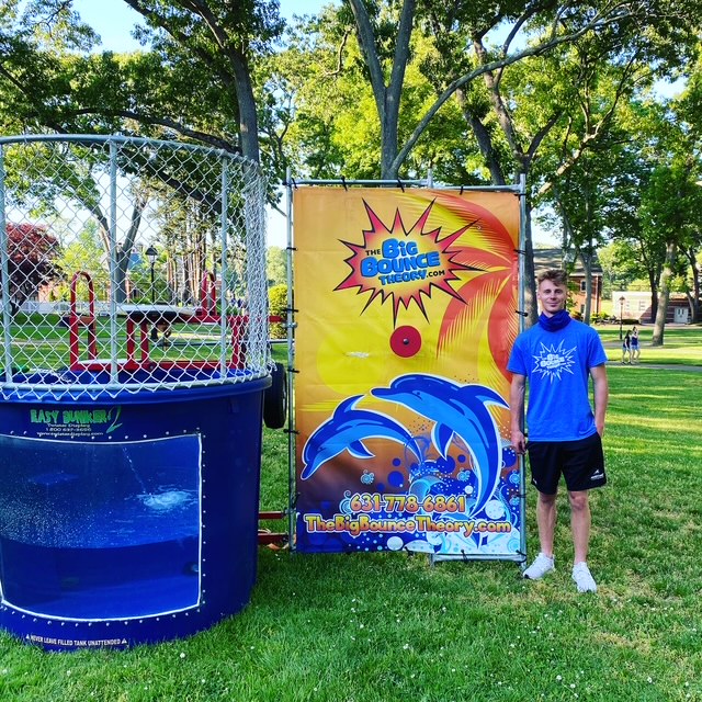 LGB パーティーアニマルズ タンクトップ Dunk Tank | AZ Jolly Jumpers Party Rentals